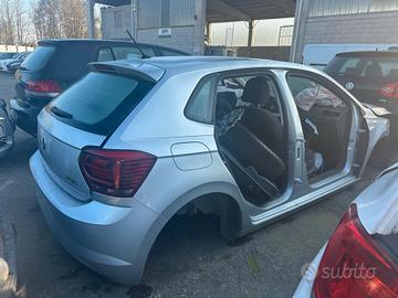 TAGLIO POSTERIORE VW POLO 2021 2022 AW1