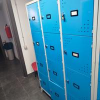 armadio metallico 12 posti