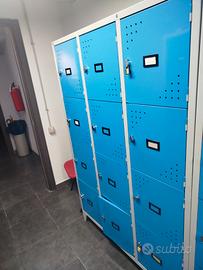 armadio metallico 12 posti