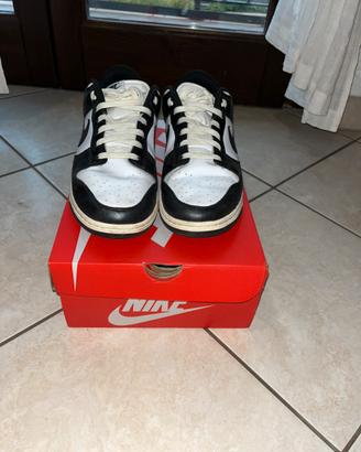 Nike dunk low prm