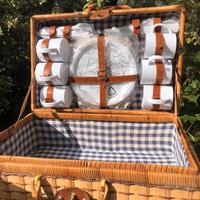 Cesto di vimini per picnic