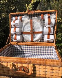 Cesto di vimini per picnic