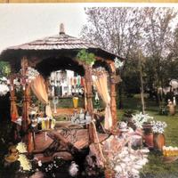 Gazebo in legno antico