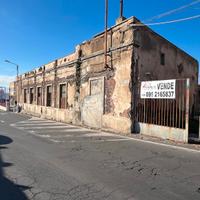 Capannone indipendente - Zona Plaia