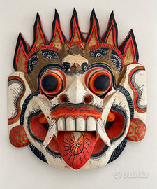 Maschera indonesiana
