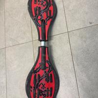 Waveboard Skate a Due Ruote – Rosso/Nero