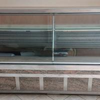 Vetrina per pasticceria 3 METRI