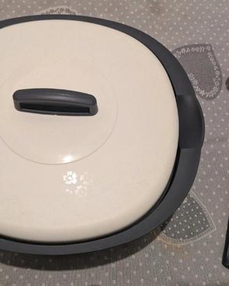 contenitore Tupperware servicaldo con mestolo