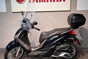 Piaggio Medley 150 black/brown