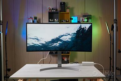 Monitor 34” LG UltraWide Curvo IPS per Creativi