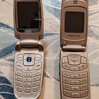 Cellulari vintage in blocco o uno x 