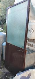 porta in ferro  e vetro 