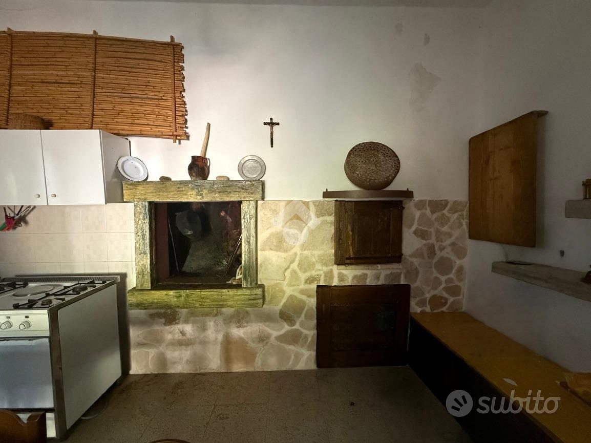 VILLA SINGOLA A CEGLIE MESSAPICA - Altro