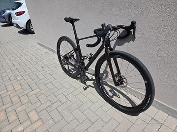 Bici Gravel in Carbonio Giant