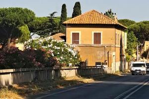 CASA SEMINDIPENDENTE A CASTEL GANDOLFO