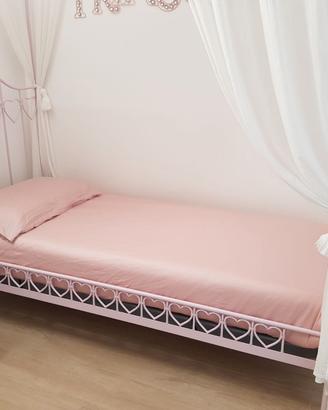 Letto singolo a baldacchino