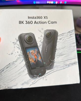 Insta360 X5 sigillata action cam