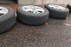 Cerchi completi gomme da neve