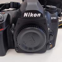 NIKON D780 + TAMRON 24-70 + ACCESSORI