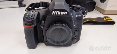 NIKON D780 + TAMRON 24-70 + ACCESSORI
