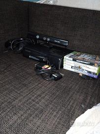 XBOX 360 SLIM CON MEMORIA , KINECT, CON GIOCHI 