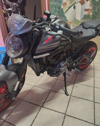 Ducati Monster 937