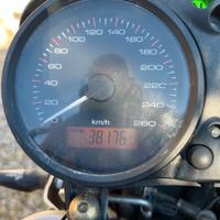 DUCATI MONSTER 620 i.e