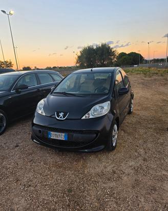 Peugeot 107 1.0 68CV 5p. Desir