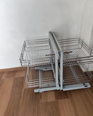 cestello estraibile angolo cucina