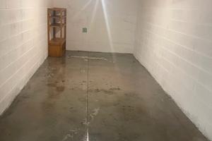 Garage o piccolo magazzino