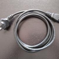 Cavo di alimentazione da 1,8m circa con C13 Schuko