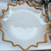 Centrotavola con bordo oro