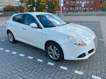 Alfa Romeo Giulietta 2.0 JTDm-2 140 CV Distinctive