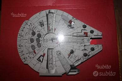 Astronave Star Wars Millennium Falcon con Rollinz