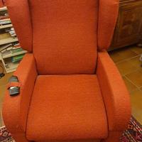 Poltrona alzapersona elettrica