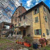 4 LOCALI A QUATTRO CASTELLA