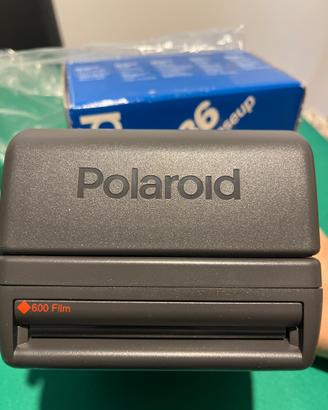 Polaroid 636 closeup