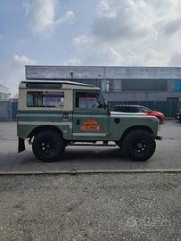 Land Rover 88 benzina 7 posti