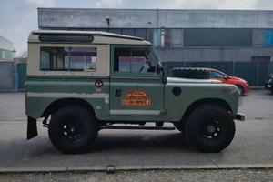 Land Rover 88 benzina 7 posti