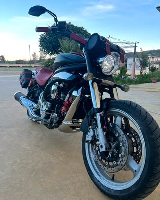 Custom 650 Unica 12.700 klm ISCRIV ASI