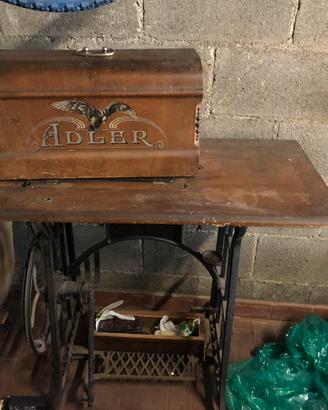 Vecchia macchina da cucire