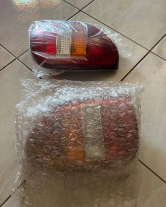 Fari posteriori Opel zafira