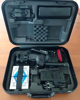 Videocamera vintage Sony CCD-V90E - HandycamPRO