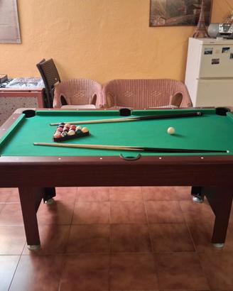 Tavolo da biliardo completo di accessori
