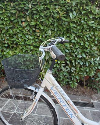 Bicicletta city Vertex Thema con cestino