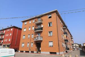 Immobile di 59 m² a Solaro