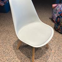 Sedie tipo scandinavo