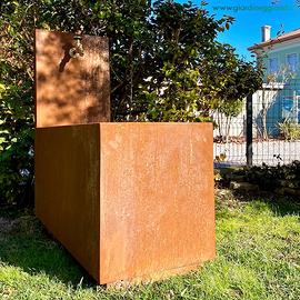 FONTANA IN ACCIAO CORTEN CON VASCA LUNGA