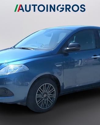 LANCIA Ypsilon 1.0 firefly hybrid Silver s&s 70cv