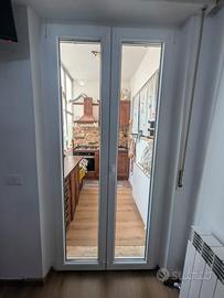 Porta finestra due ante